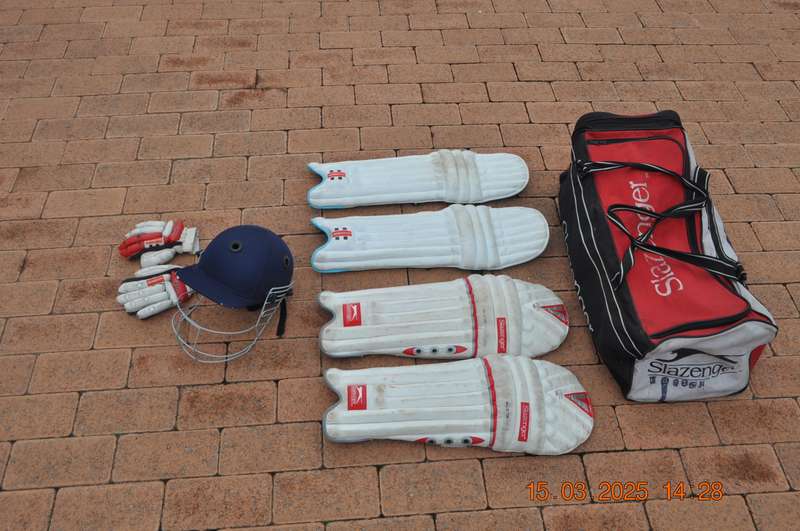 Cricket Helmet Pads Gloves Bag For Boys Juniors
