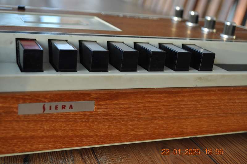 Vintage Siera Stereo Cassette Deck (parts or repair)