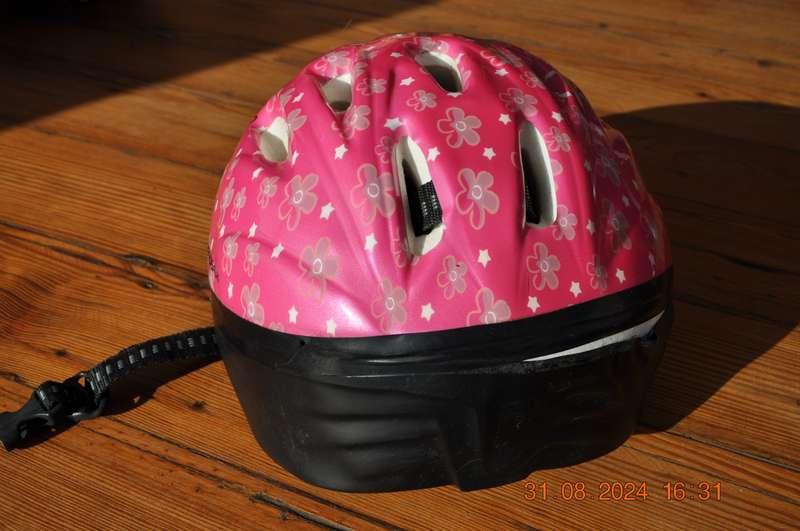 Kids Diamond Back Safety Helmet (adjustable)