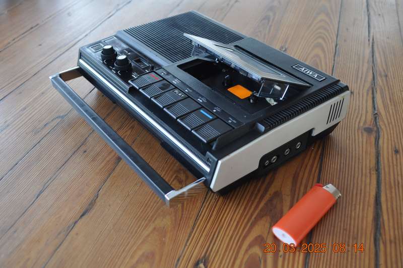 Vintage Aiwa Cassette Player Recorder (as is)