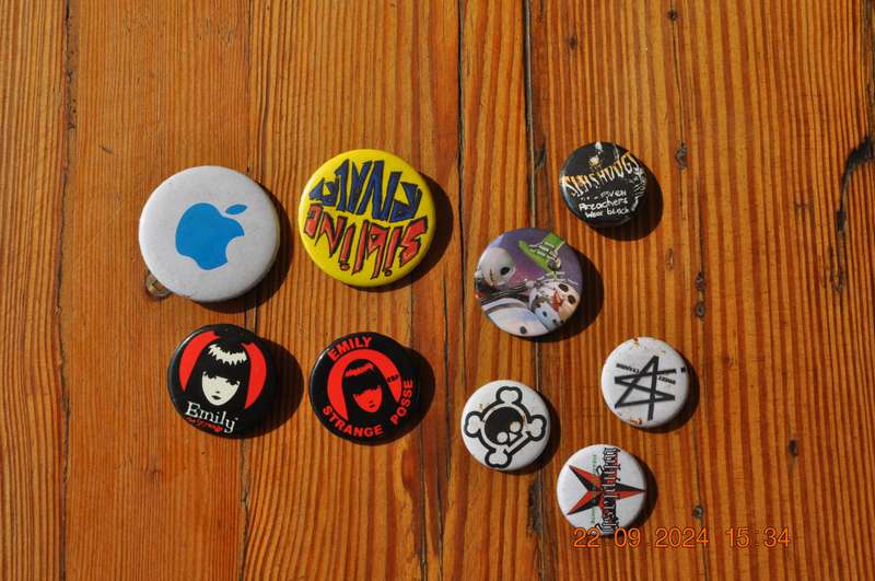 Fun Badges Mnet Ktv Wimpy Spur ect