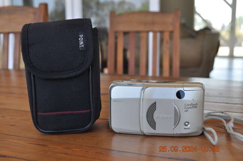 Nikon Lite Touch Zoom 70W AF 35mm Film Camera