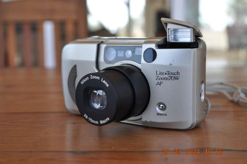 Nikon Lite Touch Zoom 70W AF 35mm Film Camera