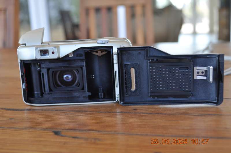 Nikon Lite Touch Zoom 70W AF 35mm Film Camera