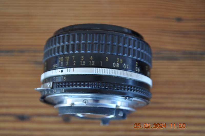 Nikon FE2 35mm Film Camera Lens Nikon 50mm 1:1.8