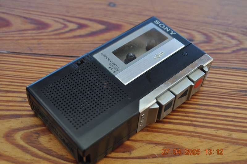 Vintage Sony M-5 Micro Cassette Recorder (as is)