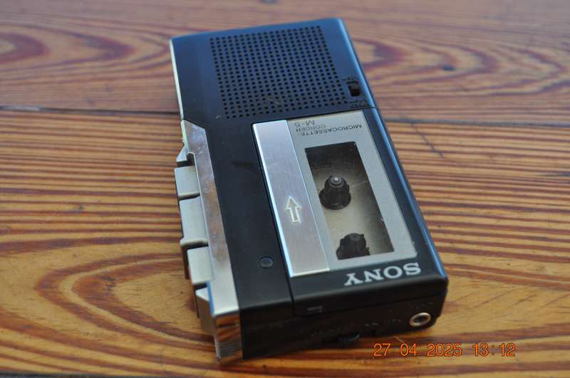 Vintage Sony M-5 Micro Cassette Recorder (as is)