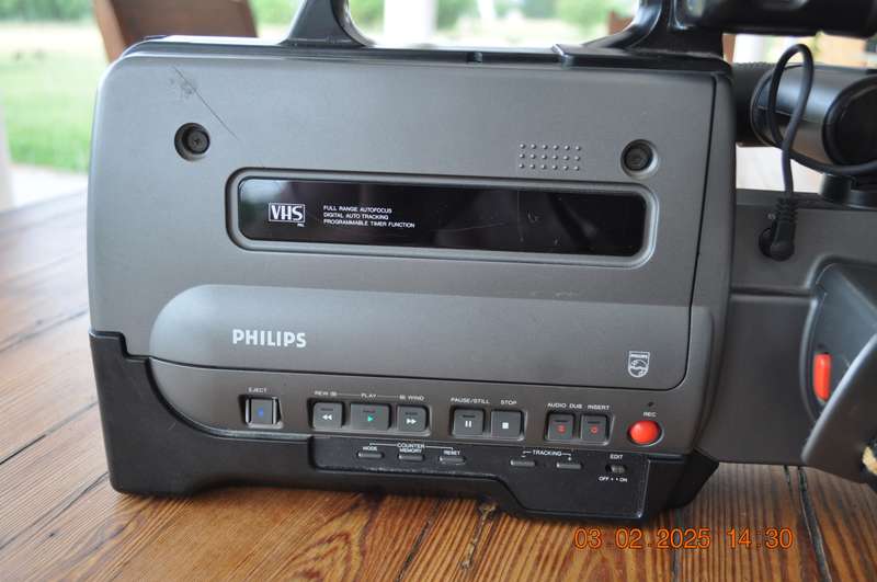 Vintage Phillips Vhs Video Camera (as is or parts)