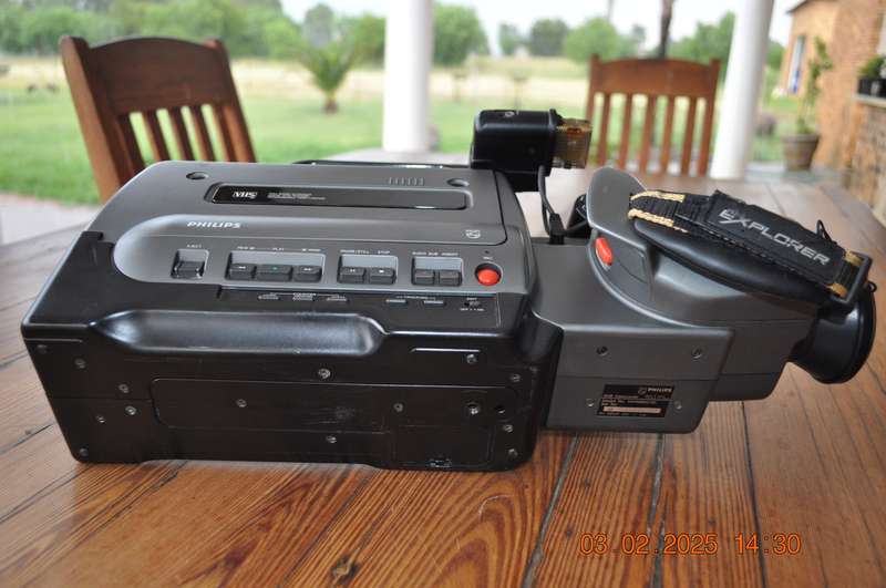 Vintage Phillips Vhs Video Camera (as is or parts)