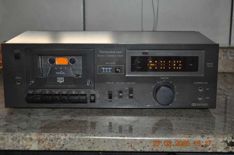 Vintage Technics Cassette Deck RS-M17
