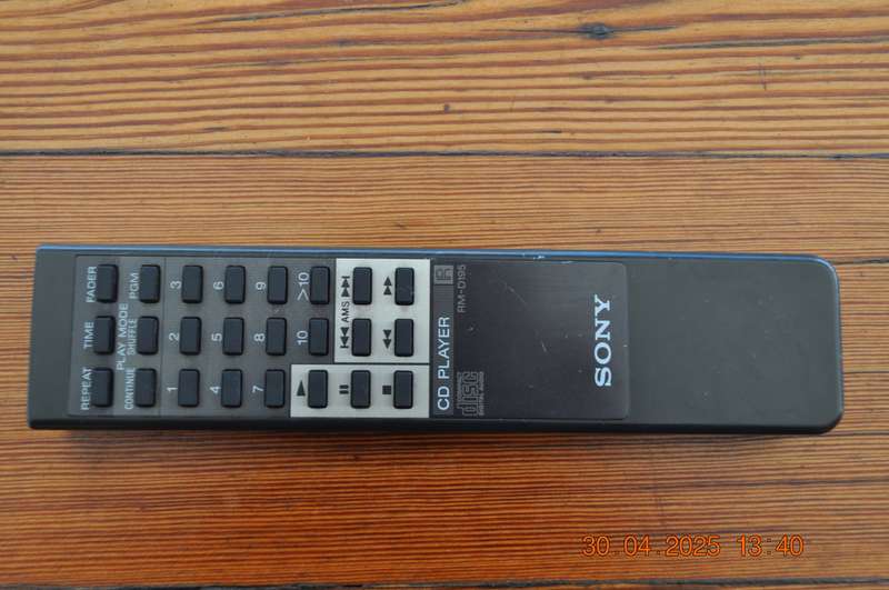 Sony Orginal CD Player Remote Control RM-D195