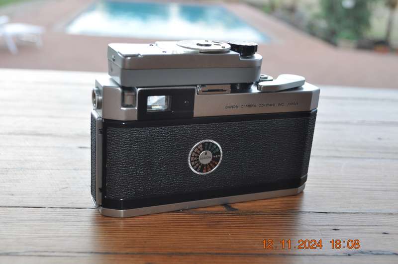 Canon P Rangefinder 35mm Film Camera 50mm 1.8 L39 Lens and Light Meter