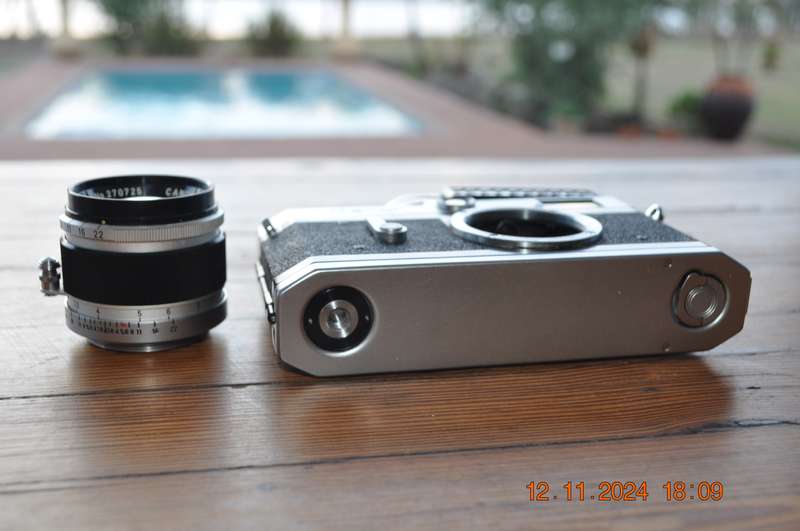 Canon P Rangefinder 35mm Film Camera 50mm 1.8 L39 Lens and Light Meter