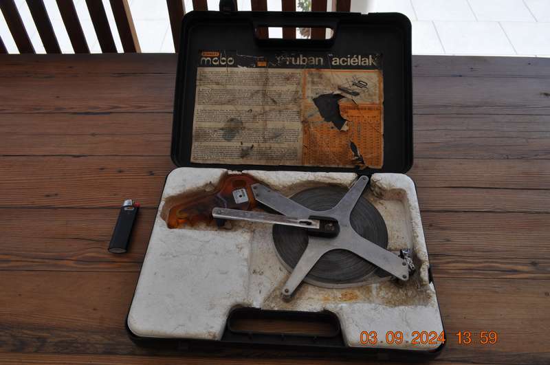 Vintage Stanley Hand Held 50m Measuring tape