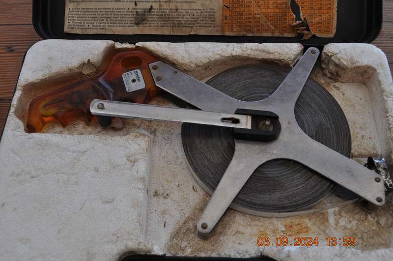 Vintage Stanley Hand Held 50m Measuring tape