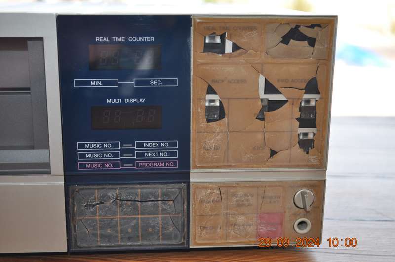 Vintage Sanyo DAD 8 CD Players