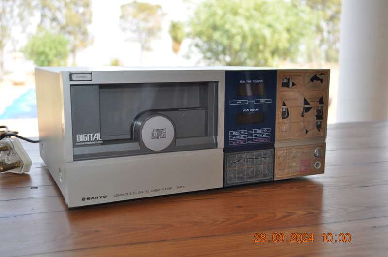 Vintage Sanyo DAD 8 CD Players