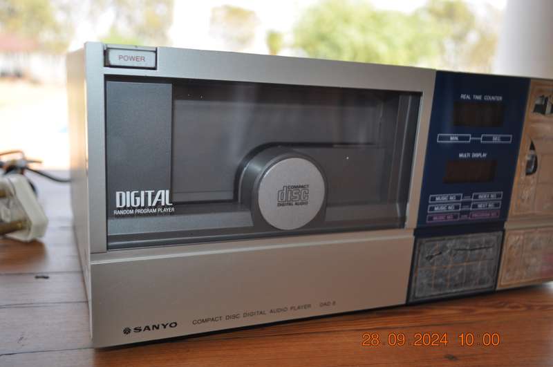 Vintage Sanyo DAD 8 CD Players