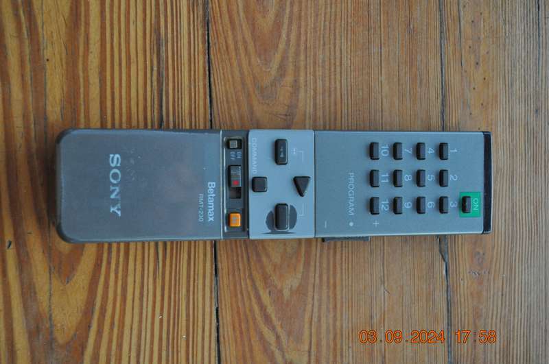Vintage Original Sony Betamax RMT-230 Remote Control