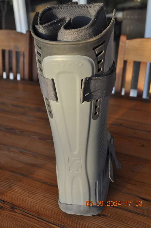 Ossur MoonBoot Size Medium