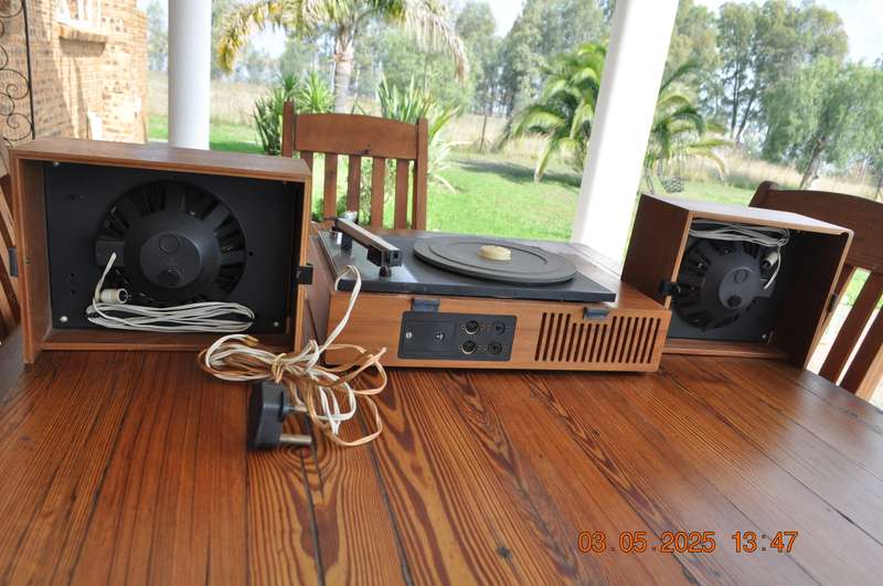 Vintage Philips Portable Turntable (as is)