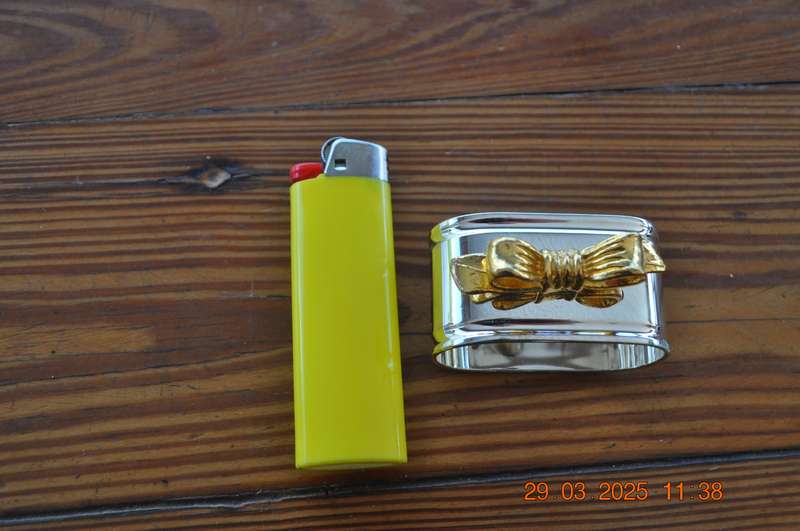 Vintage Napkin Holders Chrome and Gold Plated (14 in total)
