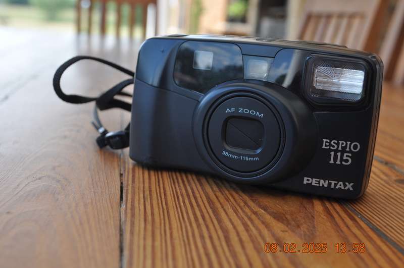 Vintage Pentax Espio 115 35mm Film Camera