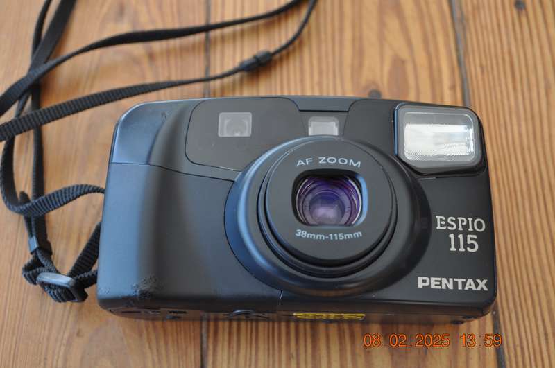 Vintage Pentax Espio 115 35mm Film Camera