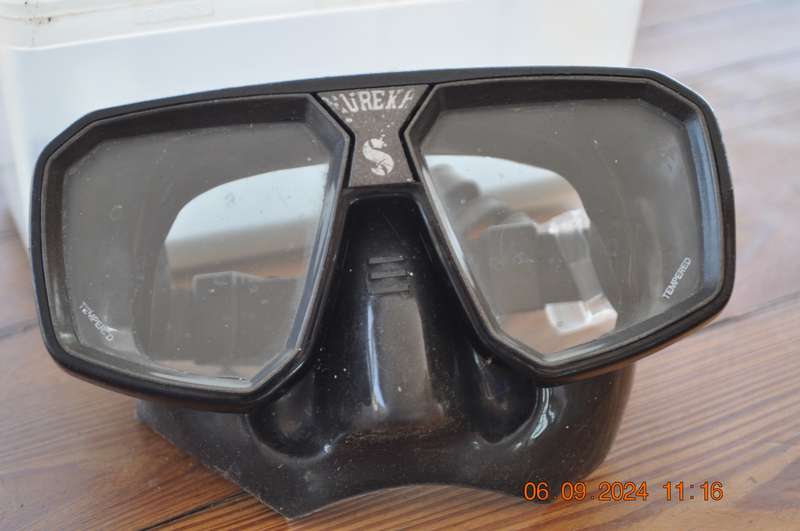Scubapro Diving Mask In Case