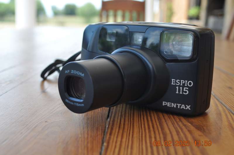 Vintage Pentax Espio 115 35mm Film Camera