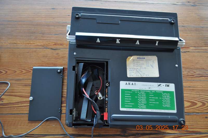Vintage Akai Cross Field X-IV Reel to Reel Tape Recorder Player