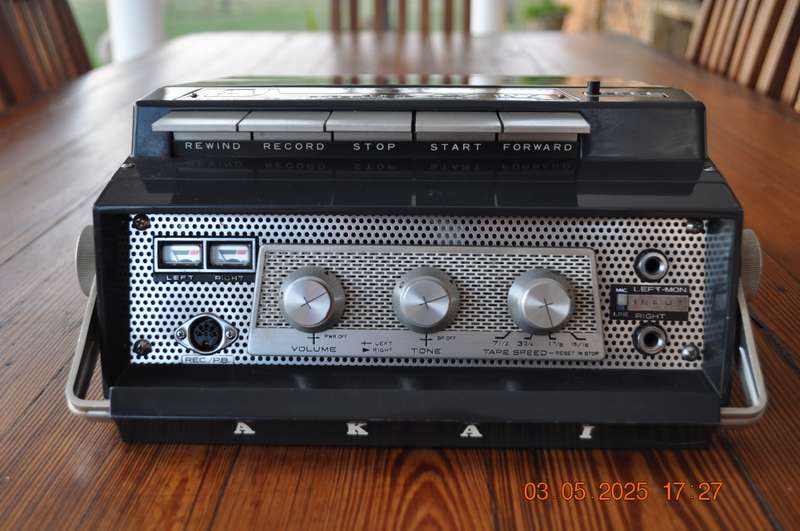Vintage Akai Cross Field X-IV Reel to Reel Tape Recorder Player