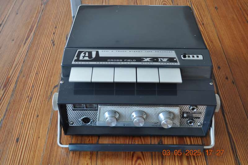 Vintage Akai Cross Field X-IV Reel to Reel Tape Recorder Player