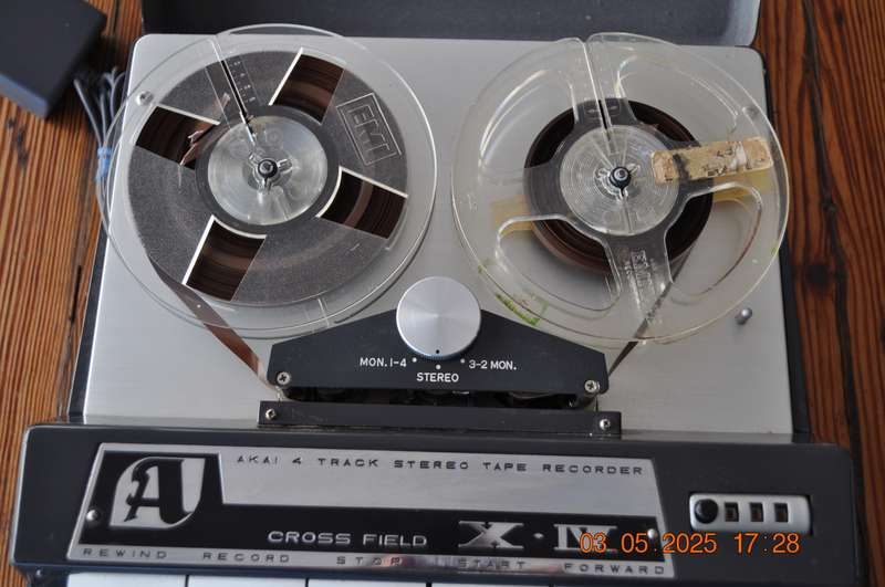 Vintage Akai Cross Field X-IV Reel to Reel Tape Recorder Player
