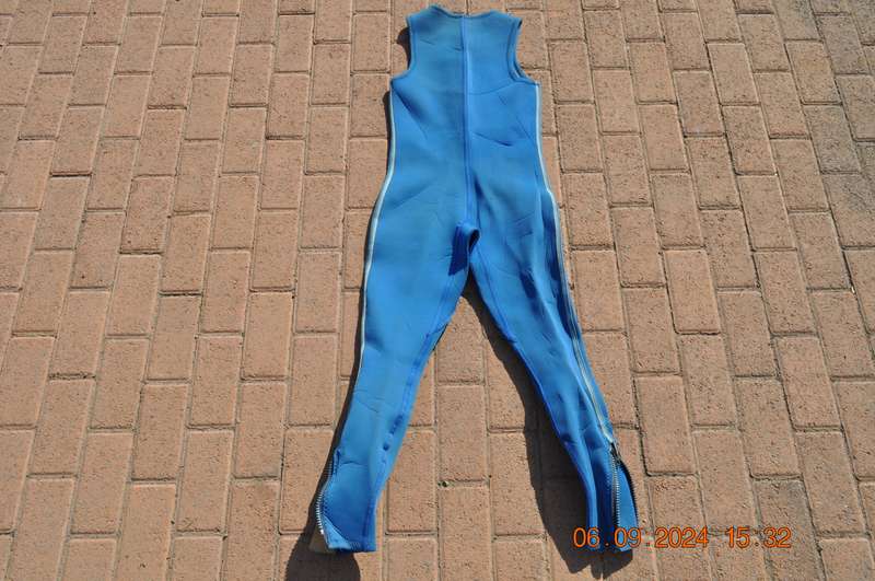 Zero Farmer John Wetsuit Size M (5mm)