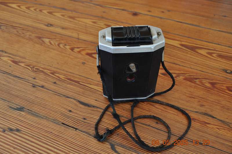 Vintage Brownie Reflex Eastman Kodak Film Camera
