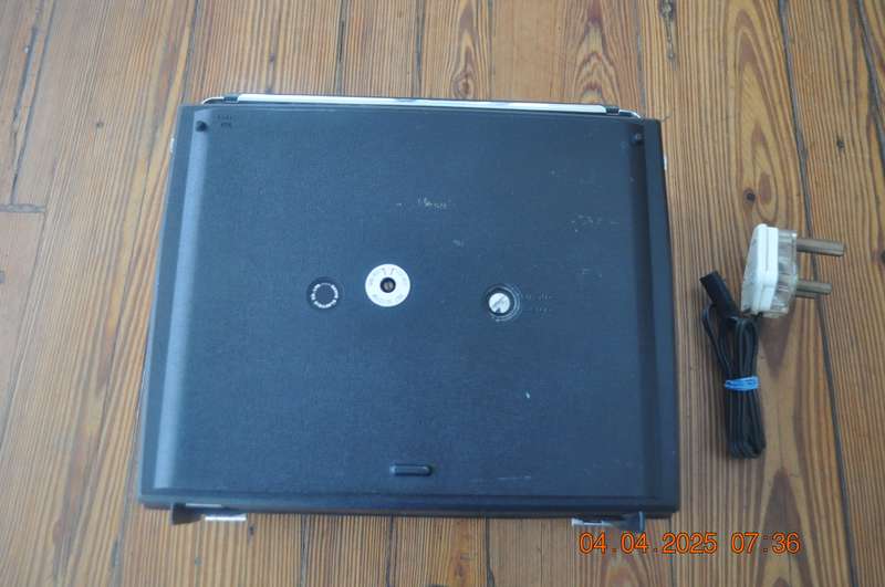 Vintage Sanyo Portable Reel to Reel Player (as is)