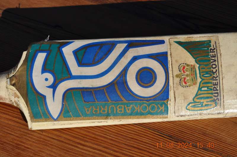 Vintage Kookaburra Goldcrown Super Cover Cricket Bat