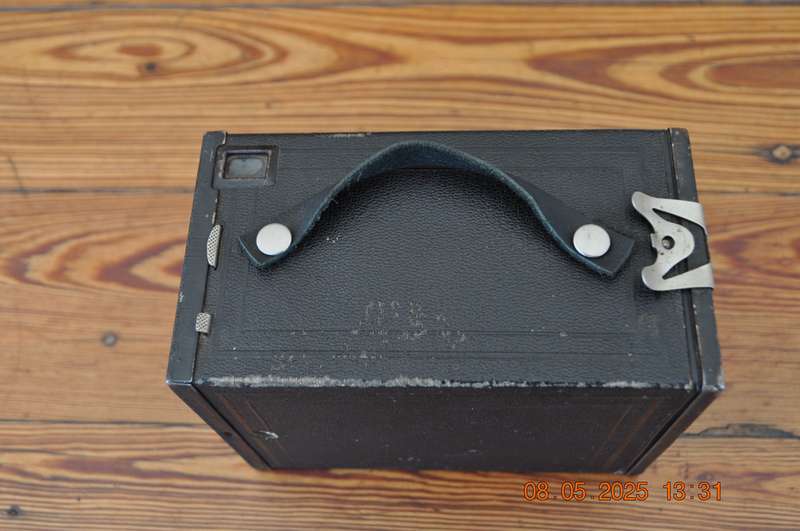 Vintage Brownie No 2  Eastman Kodak Film Camera