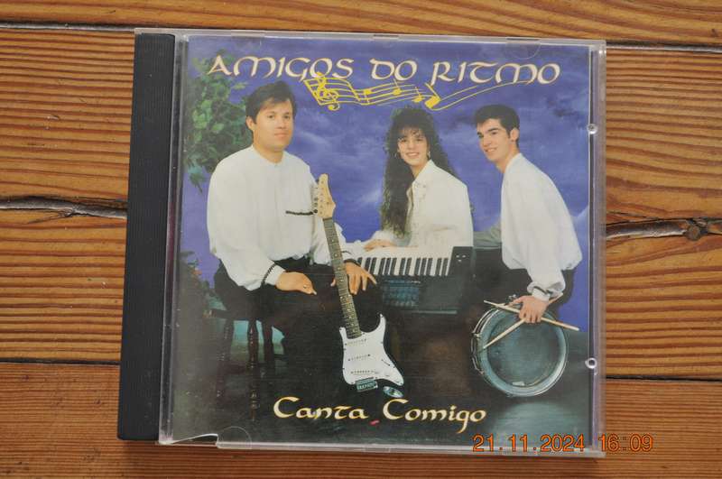 Amigos Do Ritmo  Canta Comigo