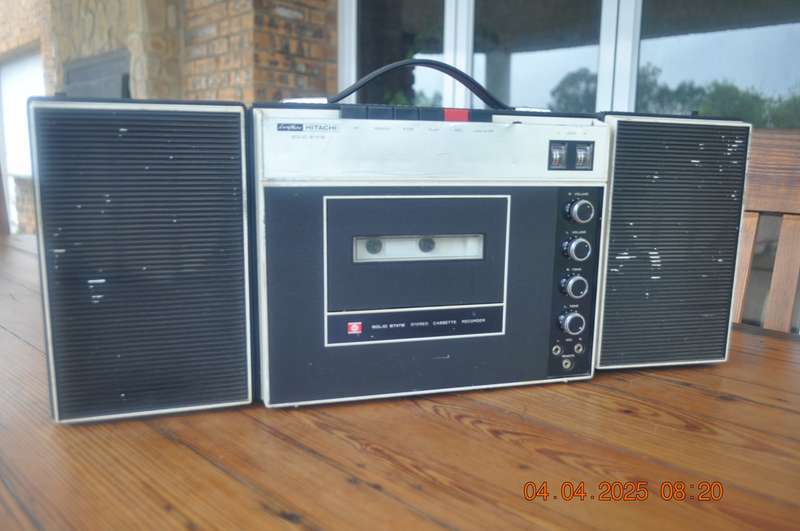 Vintage Hitachi Level Matic Boom Box from 1960s