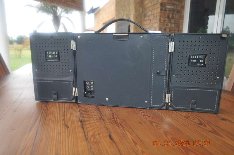 Vintage Hitachi Level Matic Boom Box from 1960s