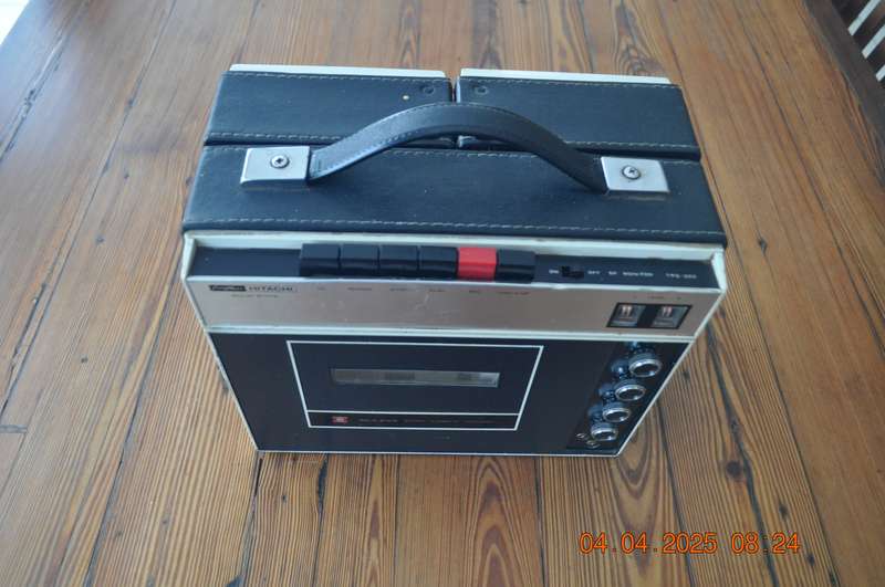 Vintage Hitachi Level Matic Boom Box from 1960s