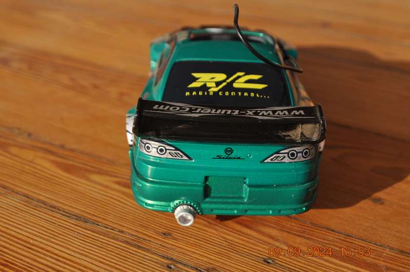 X-Tuner Nissan Silvia Model Car Scale 1:24