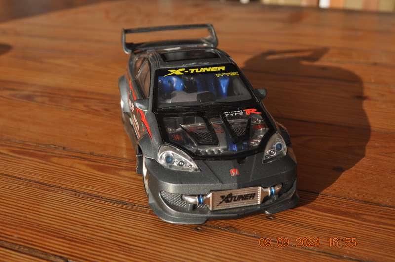 X-Tuner Honda Integra  Model Car Scale 1:24