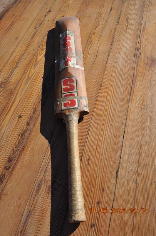 Vintage Stuart Surridge Junior Jambo Cricket Bat