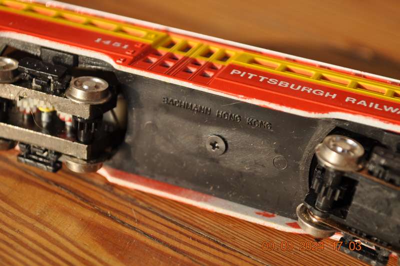 Bachmann 1451 Pittsburgh Railways PCC Trolley