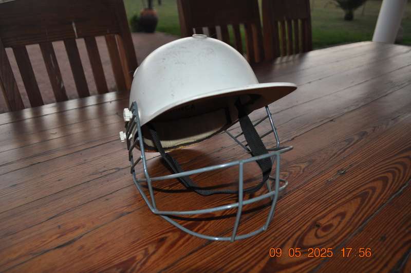 Vintage Masuri White Junior Cricket Helmet
