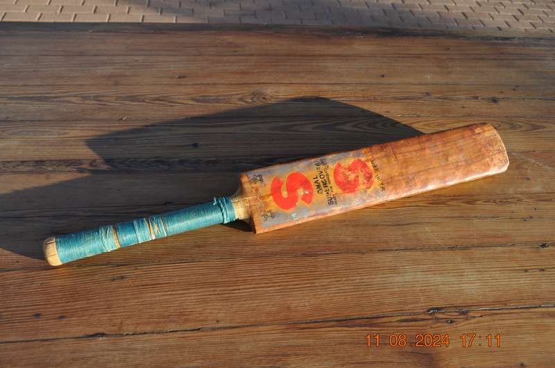 Vintage Stuart Surridge Oval Super Cover Cricket Bat