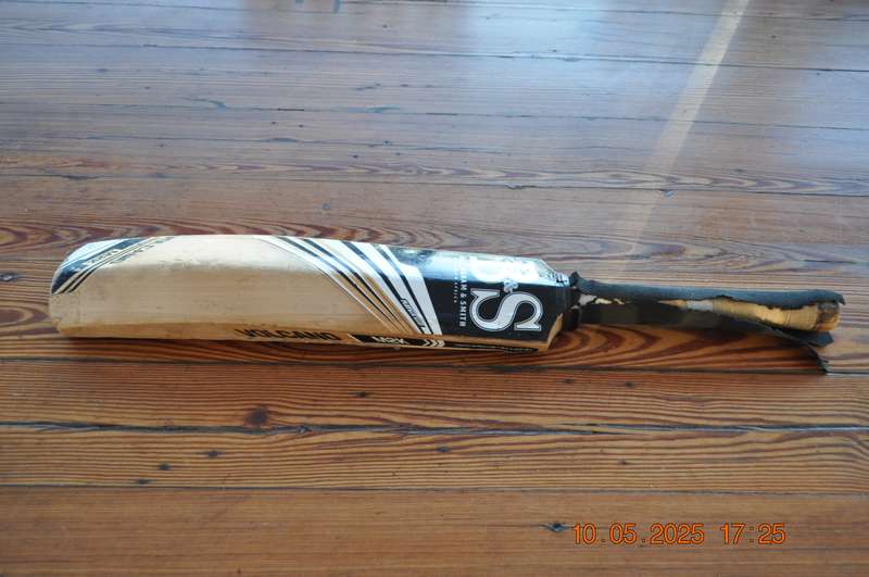 Kids B&S Size 1 Cricket Bat (ages 4 to 5)